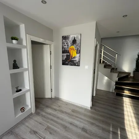 Keyifli Ve Oezenli Lueks Dubleks Ev Holiday home *